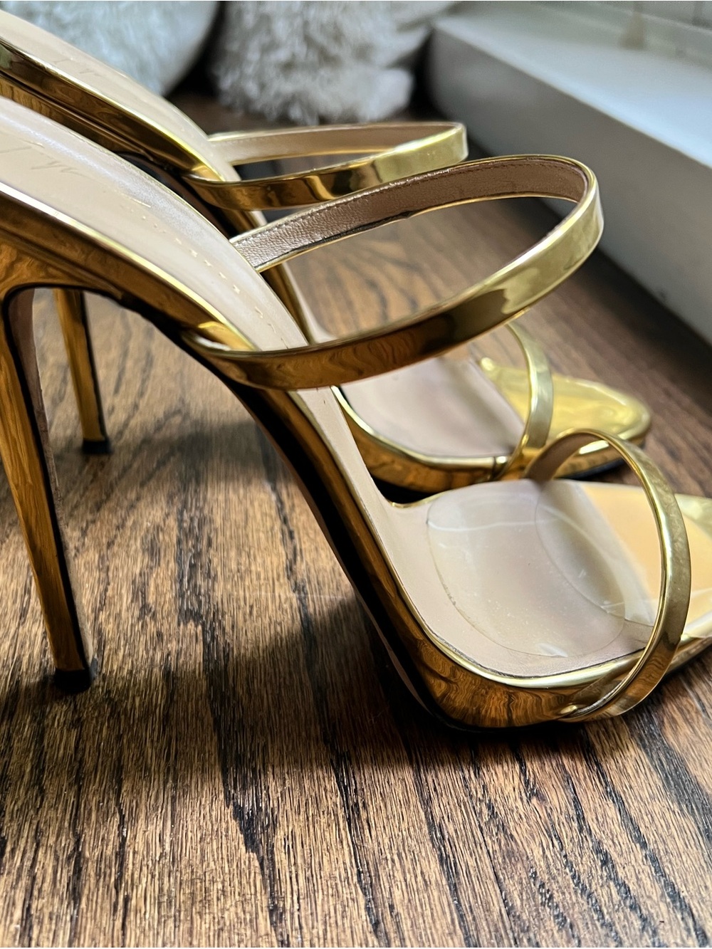 Giuseppe Zanotti Shiny Gold Stiletto Sandals - Picture 3 of 4